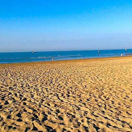 Enjoy Our Bright 3* Lignano Sabbiadoro